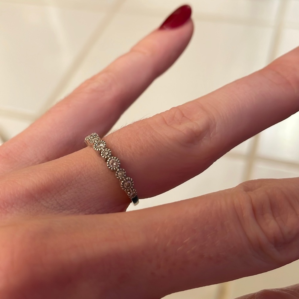 1/4 CTTW Diamond 10k white gold wedding band